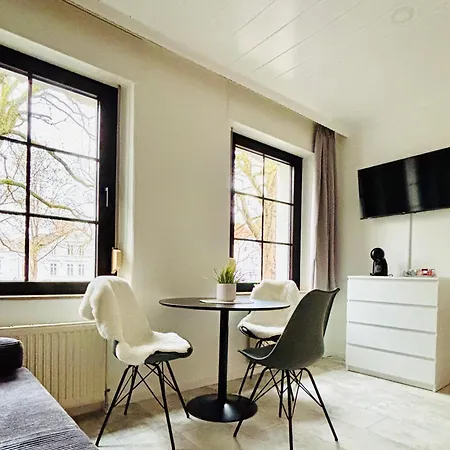 -- Inklusive Parkplatz & Wifi, Vollausgestattete Kueche Mit Geschirrspueler -- Perfekt Fuer Urlaub & Business דירה *