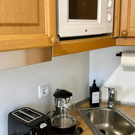 Apartment -- Inklusive Parkplatz & Wifi, Vollausgestattete Kueche Mit Geschirrspueler -- Perfekt Fuer Urlaub & Business
